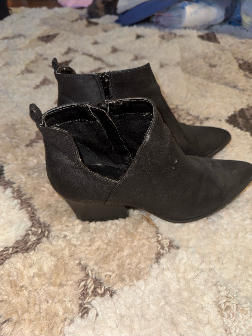 Qupid Black Pointed Toe Ankle Booties